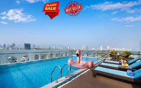 Gold Plaza Hotel - Located Just 100M From The Walking Street