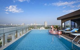Gold Plaza Hotel - Located Just 100M From The Walking Street